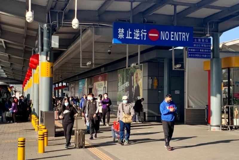 9月15日起，内地和澳门居民可免隔离赴港