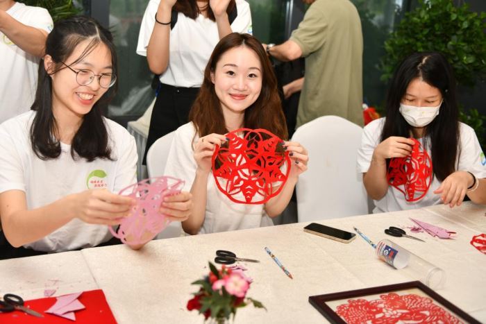 粤港澳大湾区青少年吉林边境行活动冀以新生代年轻化视角见证发展