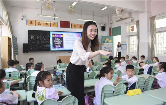 港委員倡建灣區優質教育互動圈