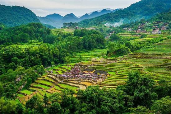 UP在灣區·大美嶺南 | 清遠連南大麥山鎮：天梯垂掛　瑤歌響徹