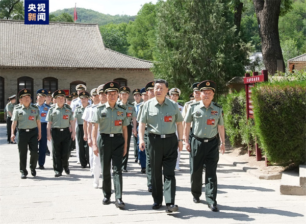 中央军委政治工作会议在延安召开 习近平出席会议并发表重要讲话强调 贯彻落实新时代政治建军方略 为强军事业提供坚强政治保证