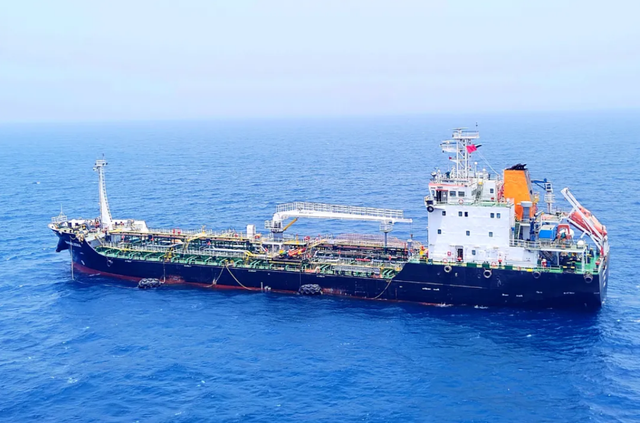 【魅力舟山】直供迪拜！“海港燃供”首次跨国开展船“加油”