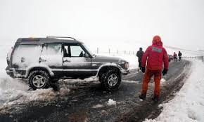 英国气象局延长冰雪警告 恶劣天气持续威胁交通