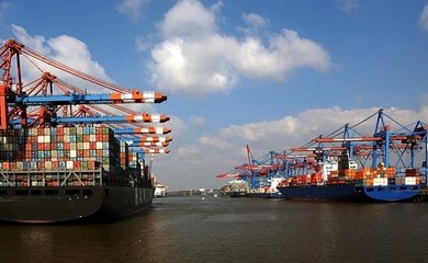 英国与印度签署自由贸易协定