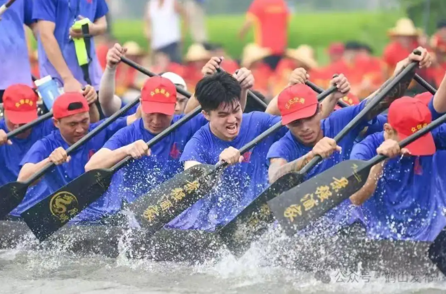 鱼眼·观察丨“龙舟出海”撬动全球452万人次驻足！龙舟文化如何用