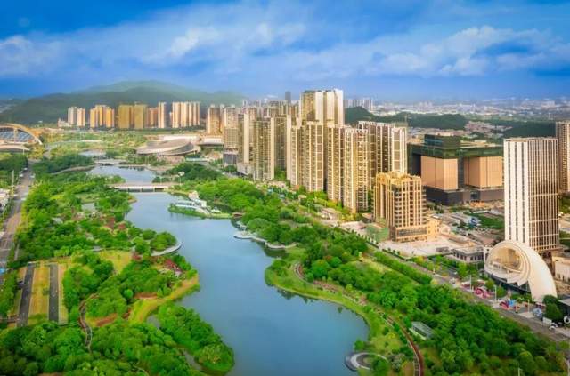 陈杰：江门在新的高质量发展浪潮中主动担当奋力一搏