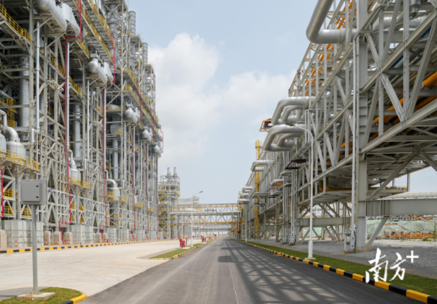 油价震荡的今天，读懂广东与巴斯夫的超前布局