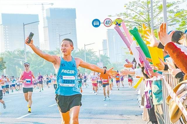约1.5万名跑者共赴侨乡“一步一景”之约