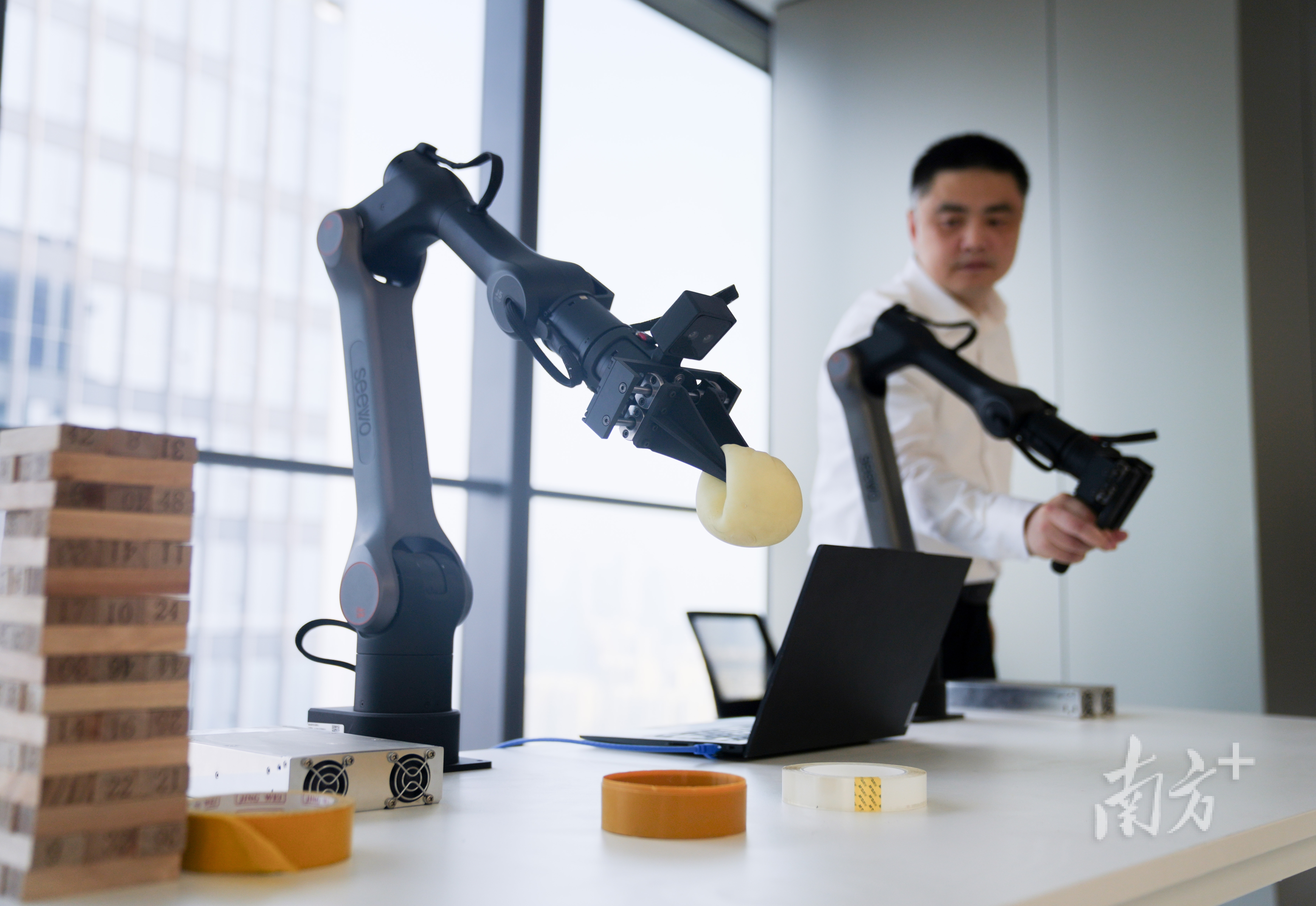 广东“机器人学校”来了！